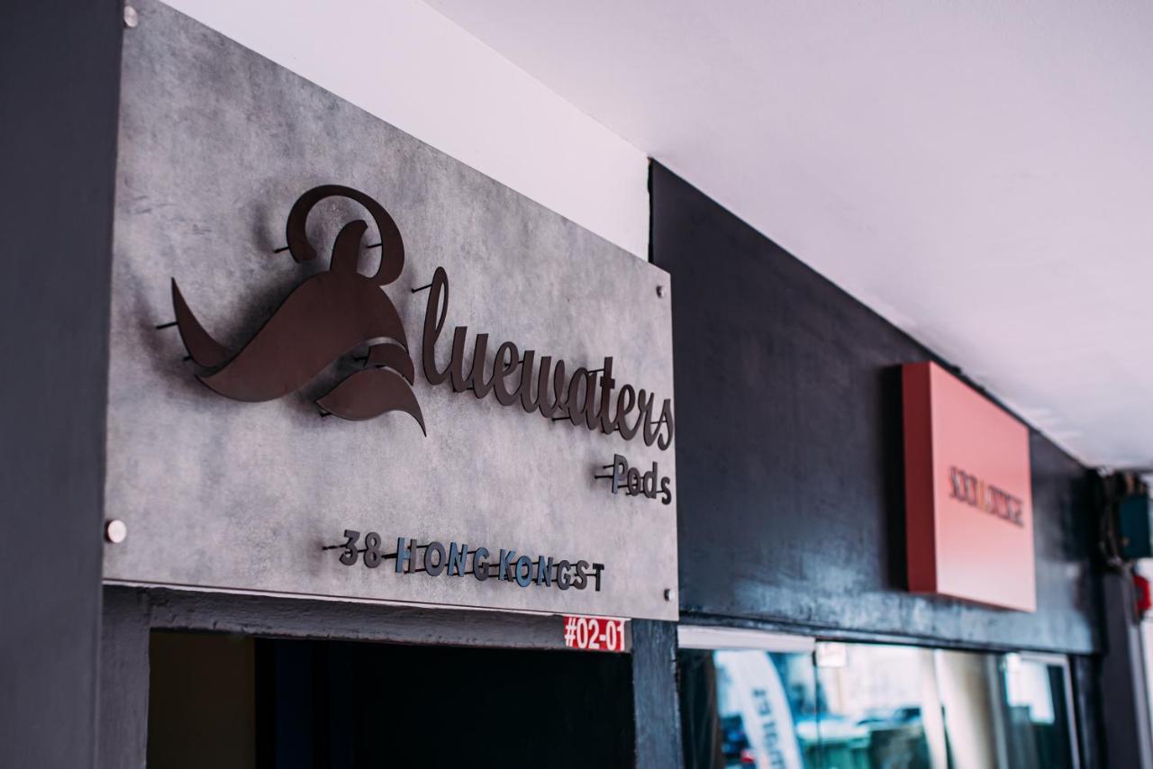 Bluewaters Pods 38 Hongkong St Hostel Сингапур Екстериор снимка